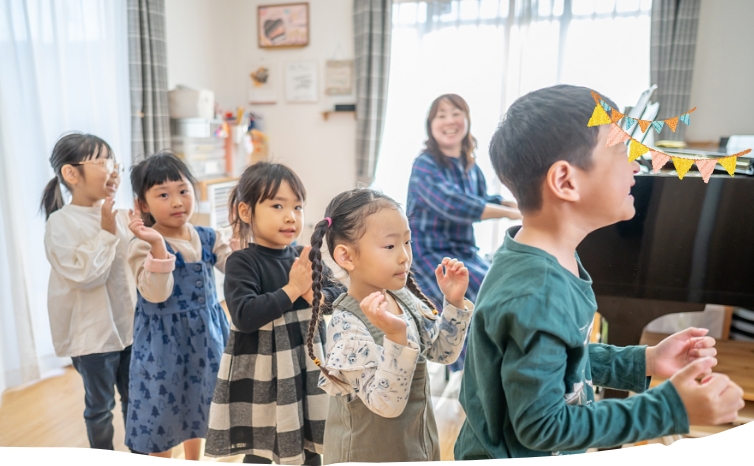 親子で音楽の世界へ、音で楽しもう、音で感じよう